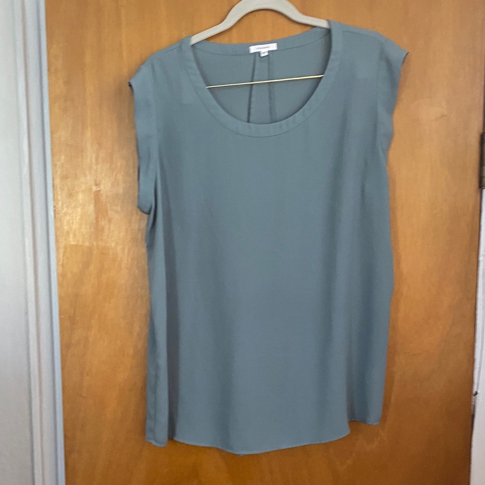 Pleione Sleeveless Top - Dusty Blue - Picture 3 of 7